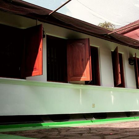 Randiyaepiliyagoda Resort เอวิซซาเวลลา ภายนอก รูปภาพ