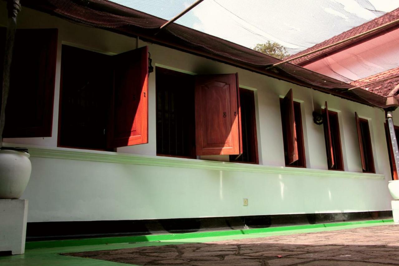 Randiyaepiliyagoda Resort เอวิซซาเวลลา ภายนอก รูปภาพ